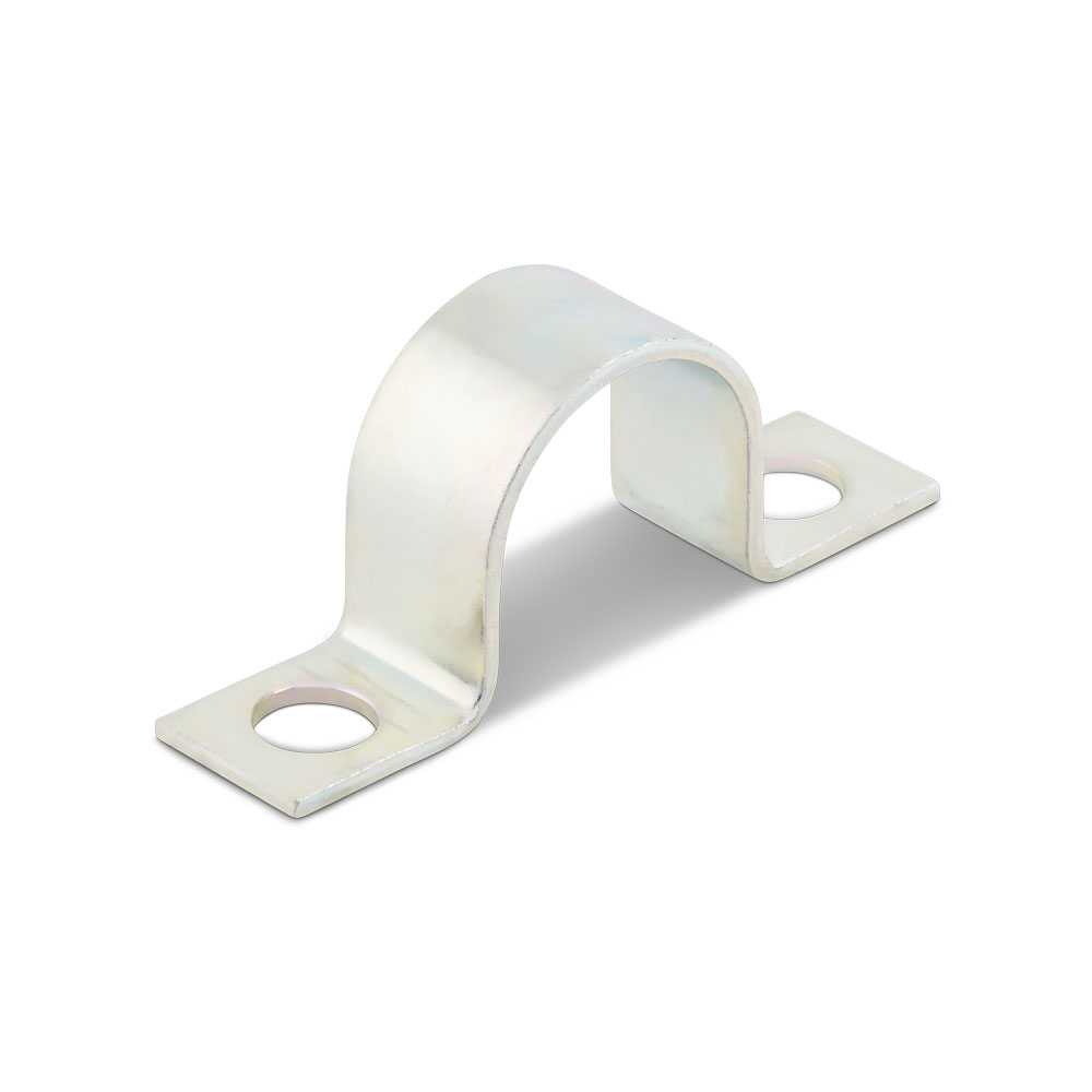 BSL DIN 72573 für eine Leitung – Robuste Metallschelle zur Befestigung von Kabeln oder Rohren. Eine U-förmige Metallschelle des Typs BSL DIN 72573 für eine Leitung, silberfarben und mit zwei Befestigungslöchern versehen, auf weißem Hintergrund.