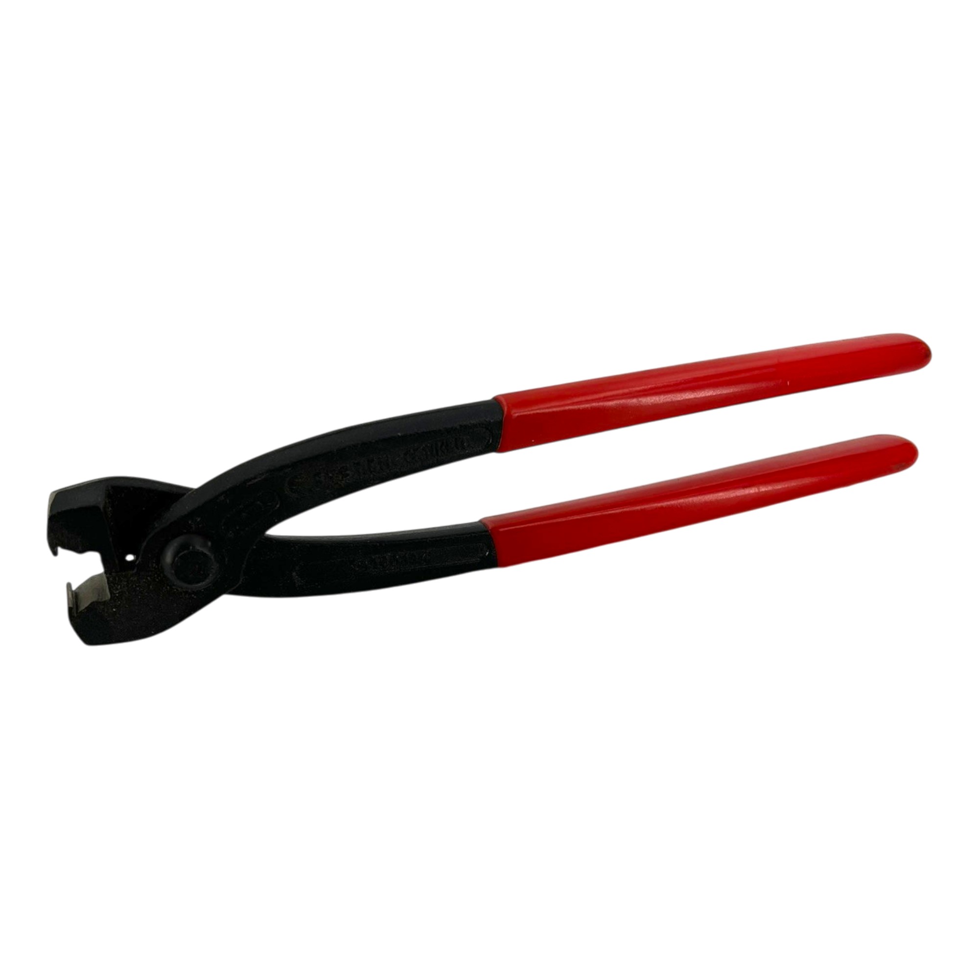Klemmenzange für StepLess® Spannschellen 192 mit spezieller Backenausführung in Schwarz mit roten Griffen, liegend auf weißem Hintergrund.