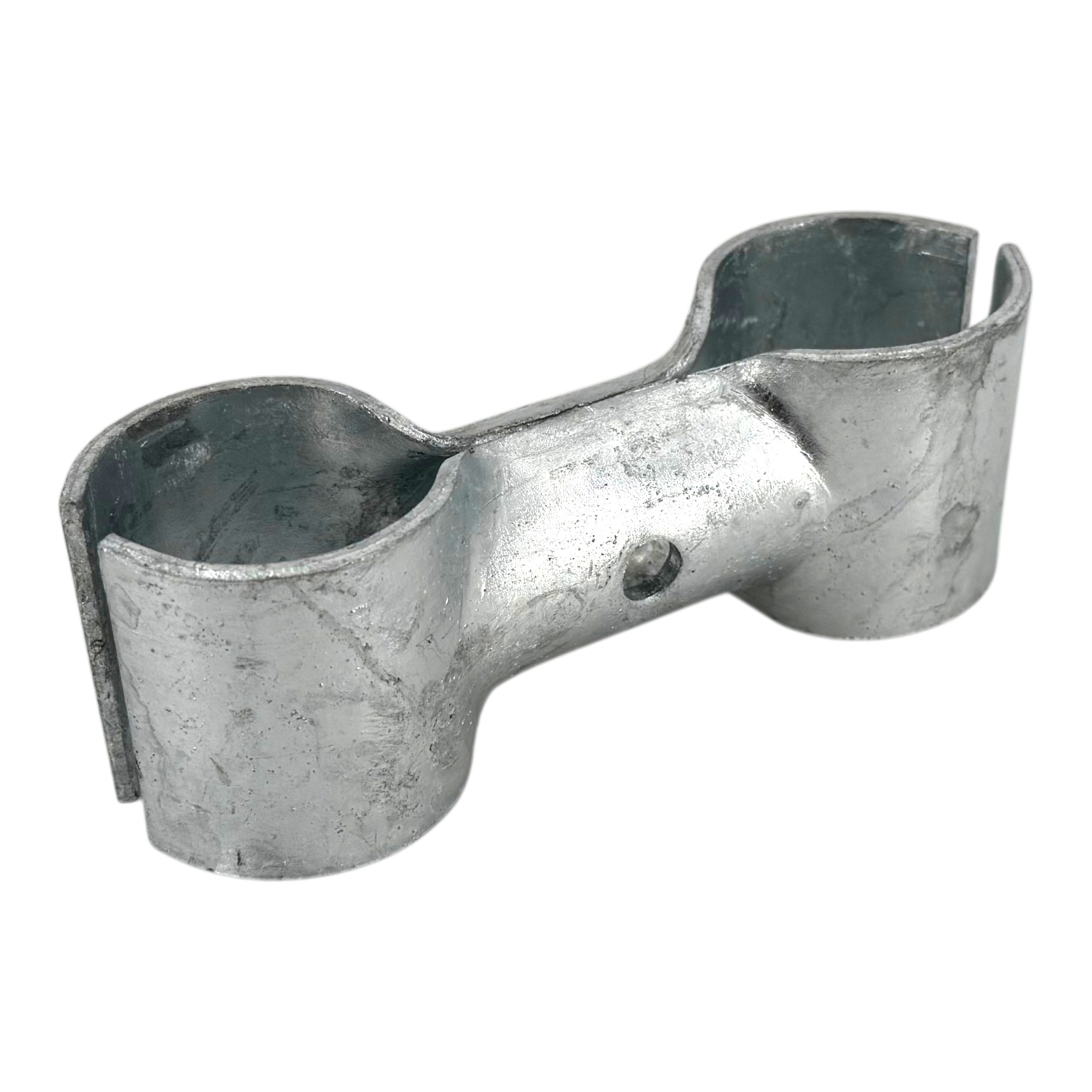 Doppelschelle, 1 Schraube, (Typ 050), feuerverzinkt. Eine robuste silbergraue Metallklemme mit zwei halbrunden Öffnungen und einer zentralen Schraubenbohrung, ideal zur Verbindung von Rohren oder Stangen.